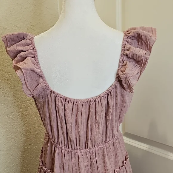 Le Lis Collection Blush Pink Flutter Sleeve Tiered Midi Dress Sz M - Picture 6 of 10